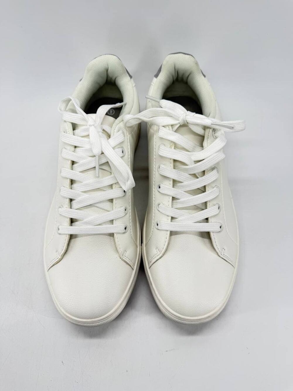 Crane Women's White Gray Lace Up Low Top Casual Sneakers Shoes Size 9